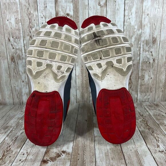 Nike Air max invigor red and grey‎  Mens 10.5 - Picture 7 of 8